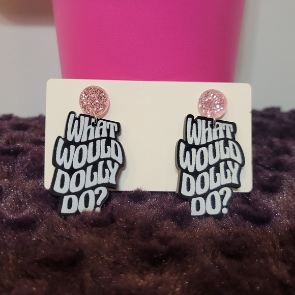 8 pairs of Dolly Parton Earrings - Picture 6 of 10